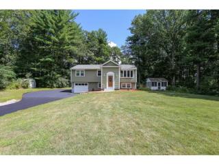 24 Kitt Ln, Londonderry, NH 03053-2953