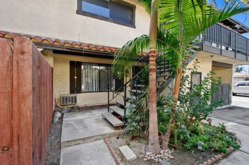 3949 Mcfadden Ave, Santa Ana, CA 92704-1362