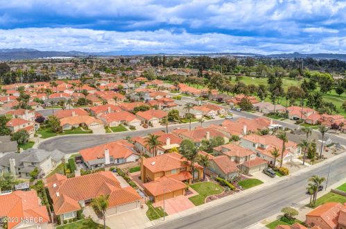 2418 Sandpiper Dr, Santa Maria CA  93455-1521 exterior