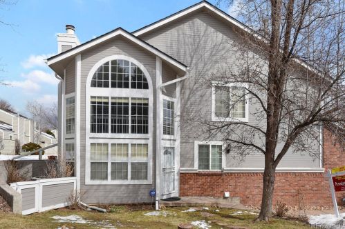 7701 Monaco Cir, Englewood, CO 80112-2558