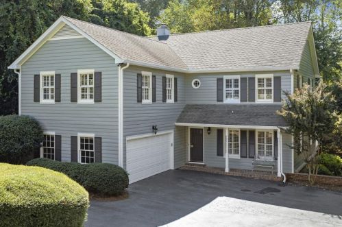3211 Circle Oaks Dr, Atlanta, GA 30339-4316