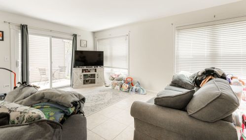 1308 Oriole Trl, Carol Stream IL  60188-6063 exterior