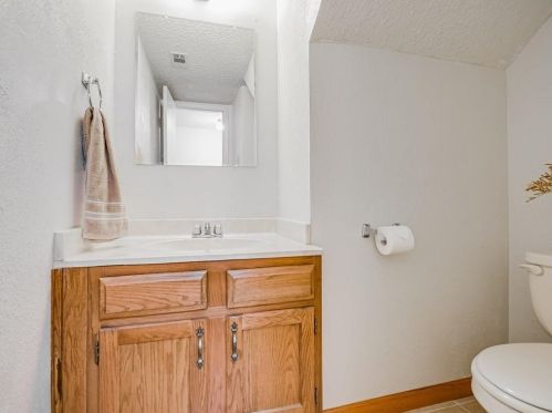 6515 Fair Vly Trl, Austin TX  78749-1250 exterior