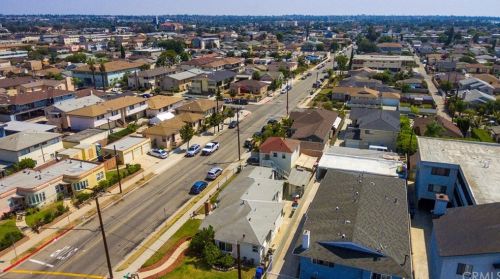 11802 Acacia Ave, Hawthorne CA  exterior