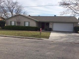 1901 Peach St, Caradan, TX 76844-2433