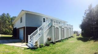 414 Shoreside Dr, Peletier, NC 28584-7748