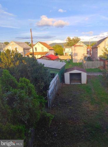 440 Seymour St, Cumberland, MD 21502-4143