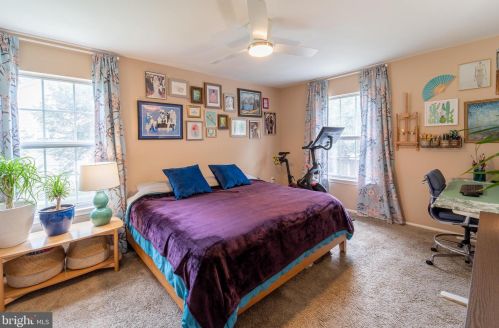 68 Cheverny Ct, Trenton NJ  08619-4716 exterior