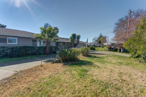 6716 Winding Way, Fair Oaks, CA 95628-4405