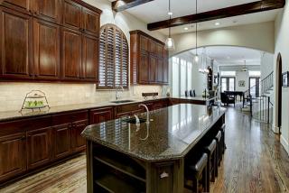6606 Minola St, Houston TX  77007-2015 exterior