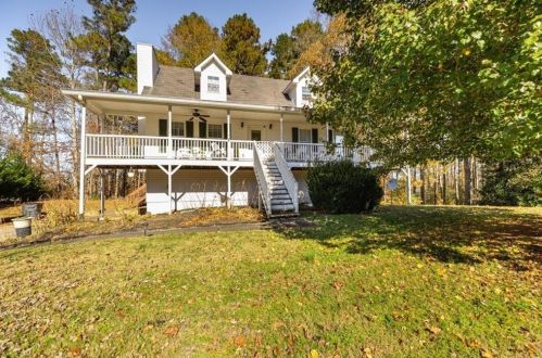 110 Berkshire Dr, Hiram, GA 30141-4558