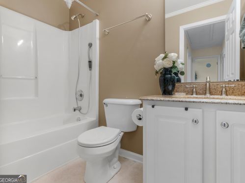 373 Chadwick Cmns, Stockbridge GA  30281-7772 exterior