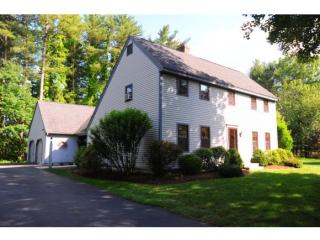 24 Tehias St, Rye, NH 03870-2029