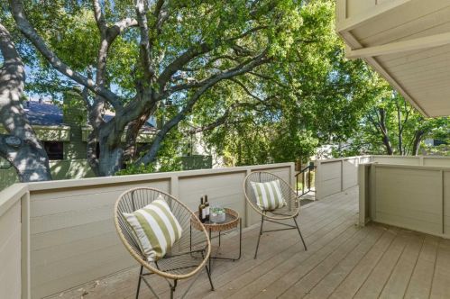 412 Crescent Ave, Sunnyvale CA  94087-2754 exterior
