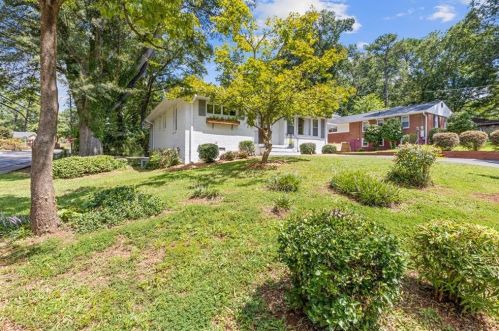 1061 Pinehurst Dr, Smyrna GA  30080-4356 exterior