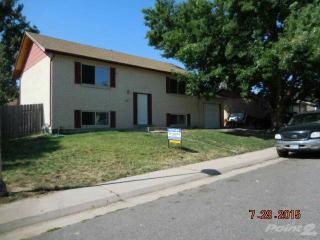 14940 Robins Dr, Denver, CO 80239-6310