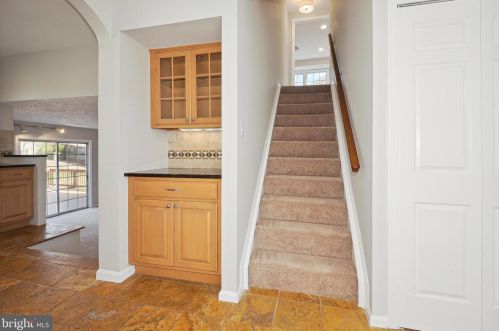 12496 Marstan Moor Ln, Herndon, VA 20171-2513