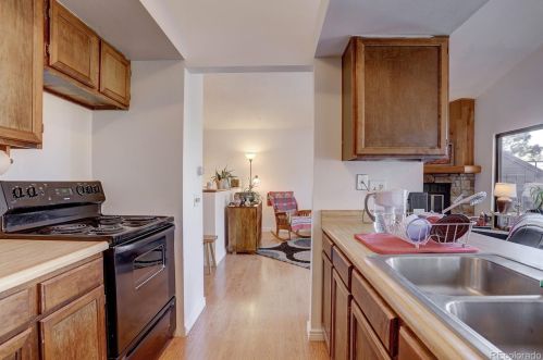 4253 Richfield Way, Denver CO 80013-3262 exterior