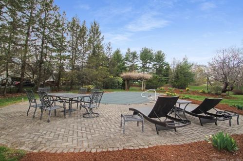 5 Fieldstone Run, Farmington, CT 06032-2730