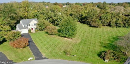 330 Stafford Ln, Harpers Ferry, WV 25425-3095