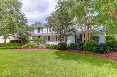 1027 Royalist Rd, Mount Pleasant, SC 29464-9562