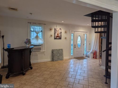 1012 Broadway, Hanover PA 17331-2500 exterior