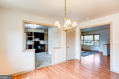 1992 Drexel Ave, Lancaster PA  17602-3365 exterior