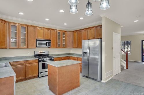 11690 Snowcreek Ln, Parker CO 80138-6294 exterior