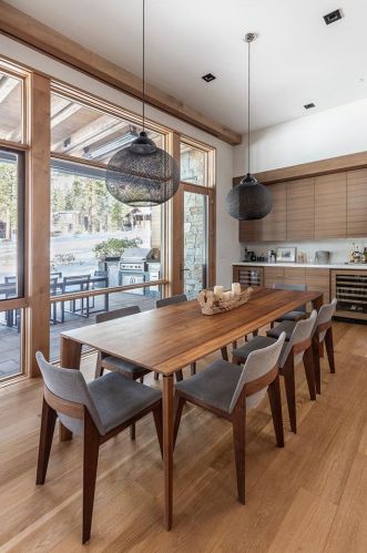 8343 Thunderbird Cir, Truckee CA  96161-4324 exterior