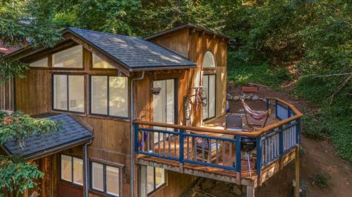 330 Redwood Dr, Big Basin, CA 95006-8578