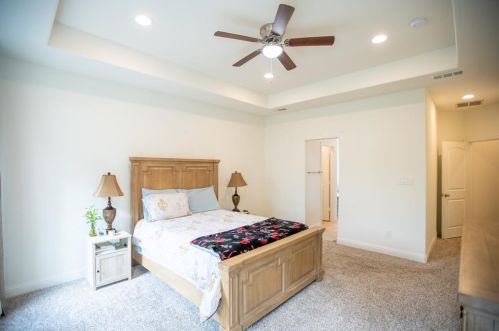 1726 Knob Hl Ct, Cedar Hill TX 75104-1501 exterior