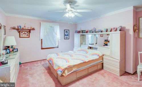 11 Cavalier Dr, Trenton NJ  08619-1357 exterior