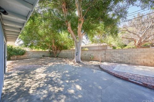 3440 Mono Dr, Riverside CA  92506-2118 exterior