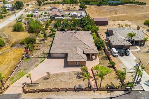 18437 Newman Ave, Riverside, CA 92508-9426