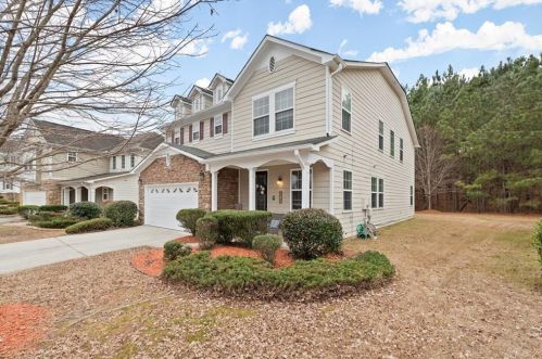 2110 Valley Creek Dr, Lithia Springs, GA 30122-3647