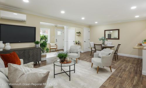 20 Lexington Ct, Tinton Falls NJ 07701-5467 exterior