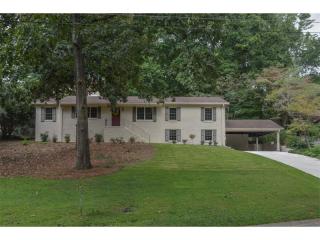400 Talcott Cir, Marietta, GA 30064-2033