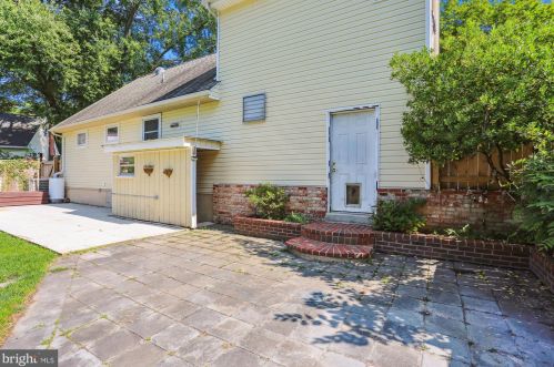 903 Kerwin Rd, Silver Spring MD 20901-1752 exterior