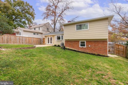 9712 Nassau Ln, Silver Spring MD  20901-2526 exterior