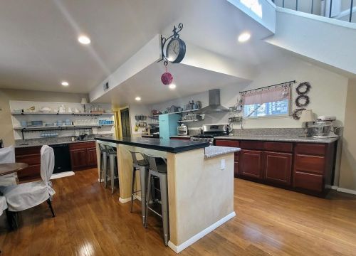 10792 Heather Rd, Truckee CA  96161-2502 exterior