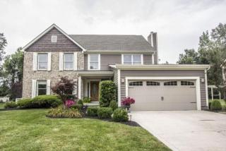 188 Academy Woods Dr, Columbus, OH 43230-2190