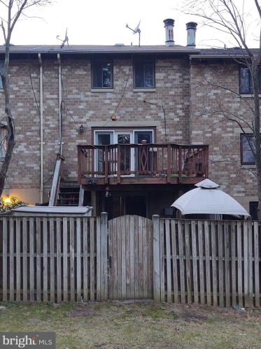 7109 Talisman Ln, Columbia, MD 21045-4804