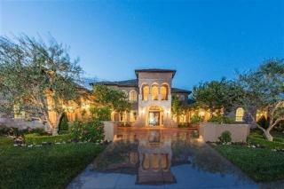 2222 Carnoustie Ave, Fresno, CA 93730-5153