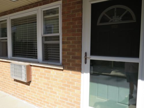 118 Clinton Ave, Oak Park, IL 60302-2832