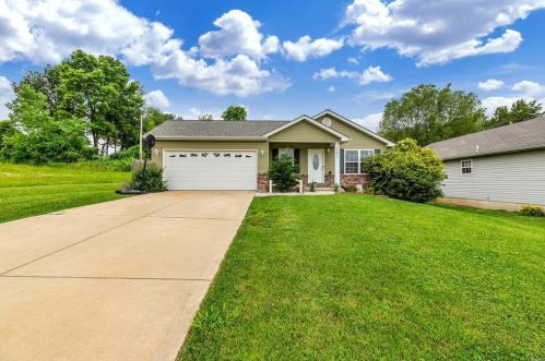 281 West Ave, Winfield, MO 63389-3448