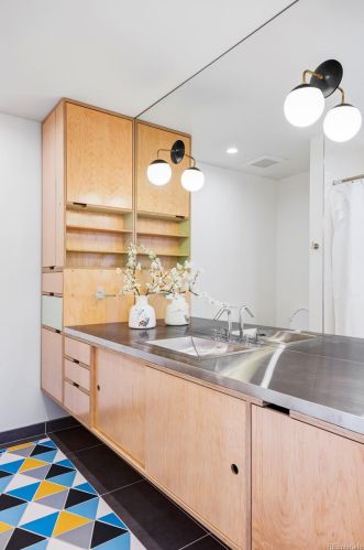 225 Clermont St, Denver CO  80246-1038 exterior