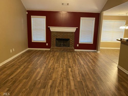 401 Spratlin Dr, Jefferson, GA 30549-2257