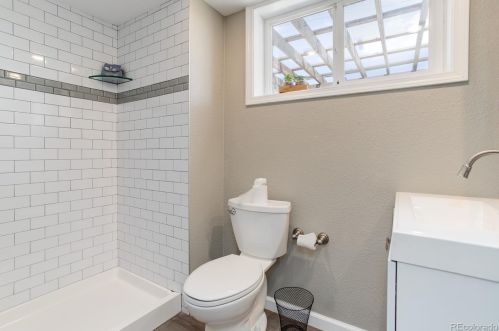 10101 9 Dr, Aurora CO 80215-5766 exterior