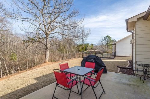 671 Lakeview Bend Cir, Jefferson GA  30549-7061 exterior