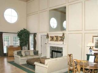 2811 Keswick Village Ct, Conyers GA  30013-6506 exterior